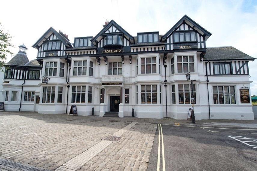 The Portland Hotel Wetherspoon Честерфілд Екстер'єр фото
